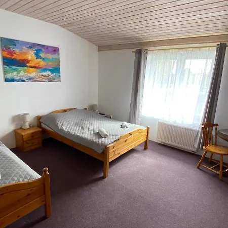 Nemo בית הארחה 3*